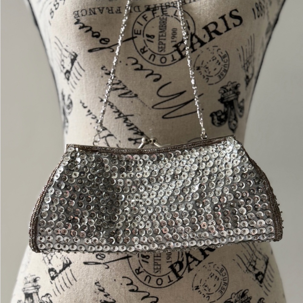 Vintage sequin evening bag silver beaded purse | formal clutch with chain strap